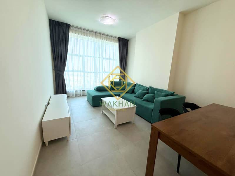 Canal/Sea View | High Floor | Close to Metro