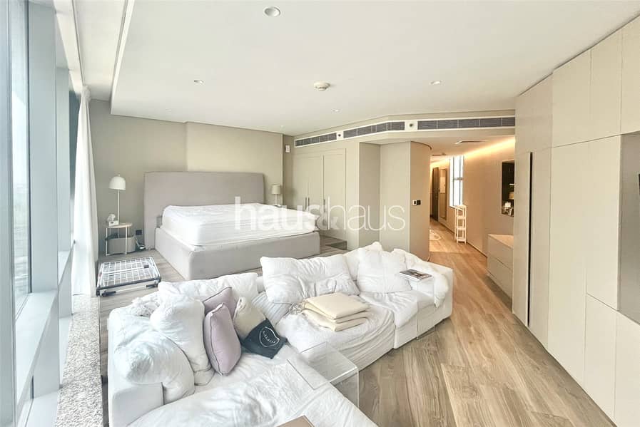 Upgraded | Fully Furnished | Large Studio