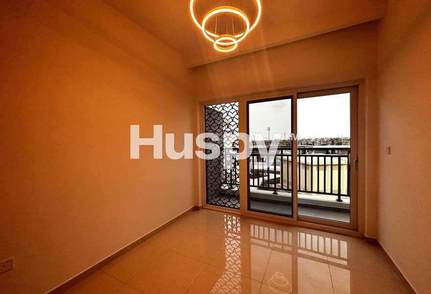 Single Row | Brand New | Closed Kitchen - Image 11