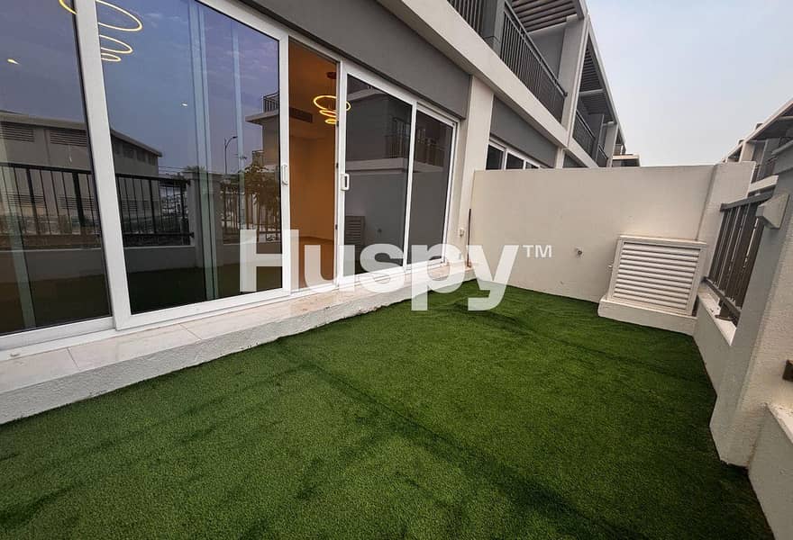 Single Row | Brand New | Closed Kitchen - Image 16