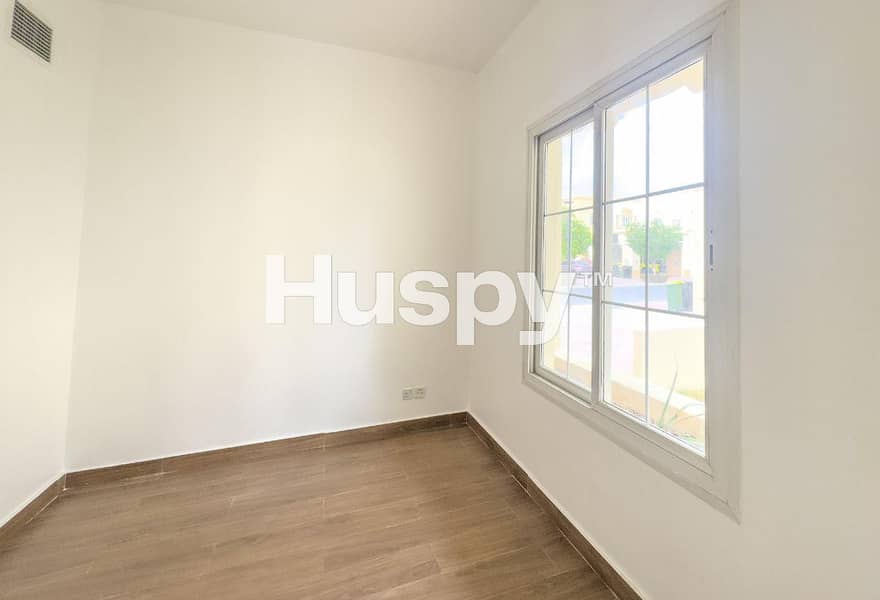 Upgraded | Vacant | Open Layout - Image 9