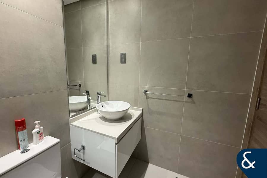 1 Bed | Upgraded | Biggest Layout | Furnished - Image 13