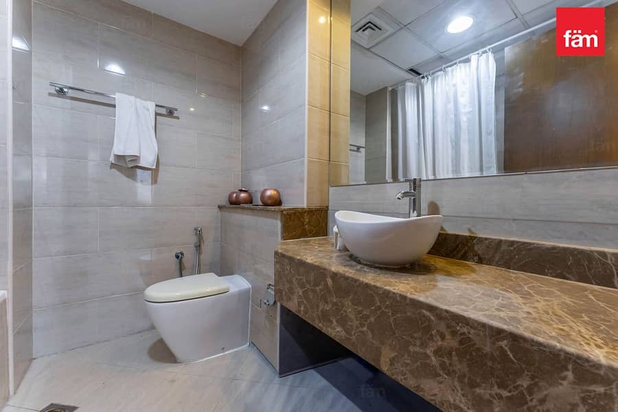 Biggest Plot | G+2 +Basment+Roof | 5080 SQFT Bua - Image 9