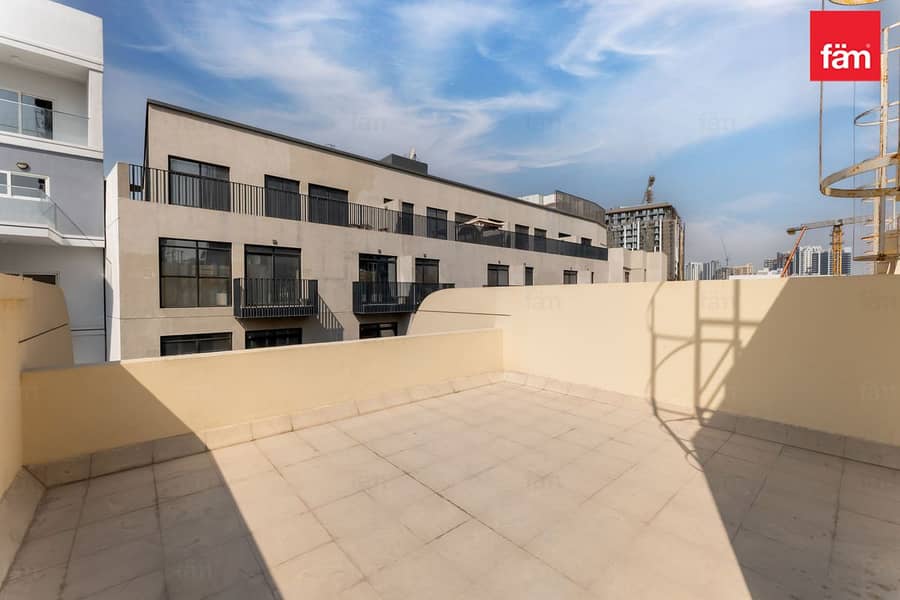 Biggest Plot | G+2 +Basment+Roof | 5080 SQFT Bua - Image 24