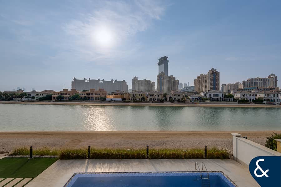 Fully Upgraded | 6 Bedroom Beachfront Villa - Image 13