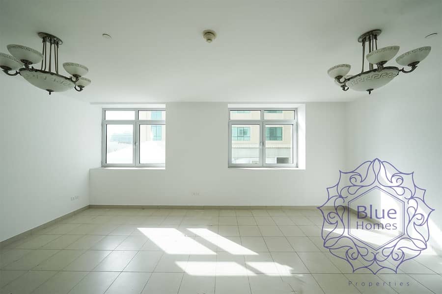 CHILLER FREE WITH KITCHEN 1BHK AVAILABLE ON MOE METRO