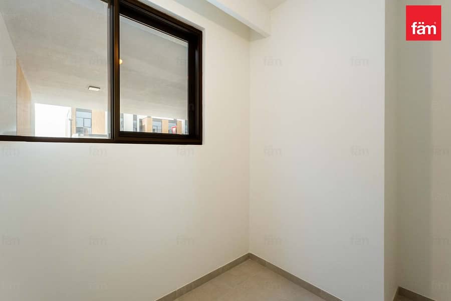 Brand New 4 Beds Park Facing Ready To Move - Image 8