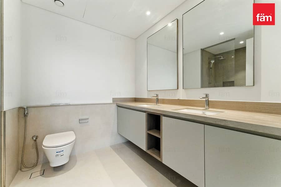 Brand New 4 Beds Park Facing Ready To Move - Image 11