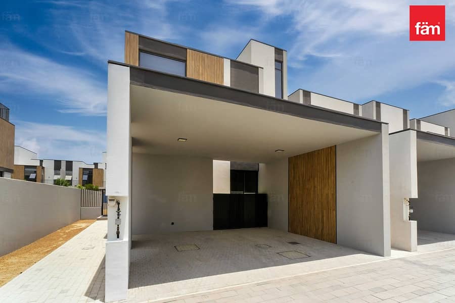 Brand New 4 Beds Park Facing Ready To Move - Image 16