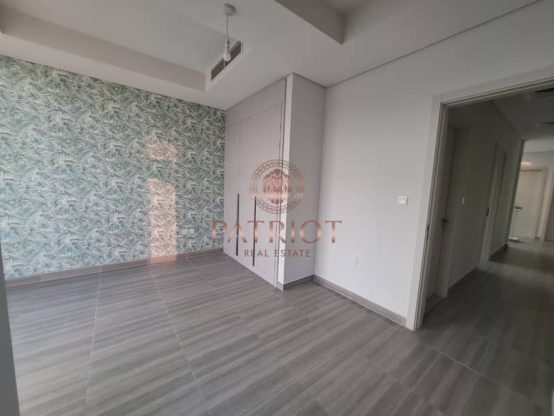 MASTER PIECE OF V2 || CORNER UNIT || SINGLE ROW || CRYSTAL INTERIOR || SPACIOUS || BEST PRICE - Image 19