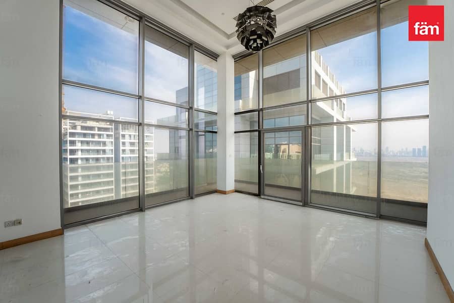 Penthouse | HighFloor Luxury | Spacious View - Image 12