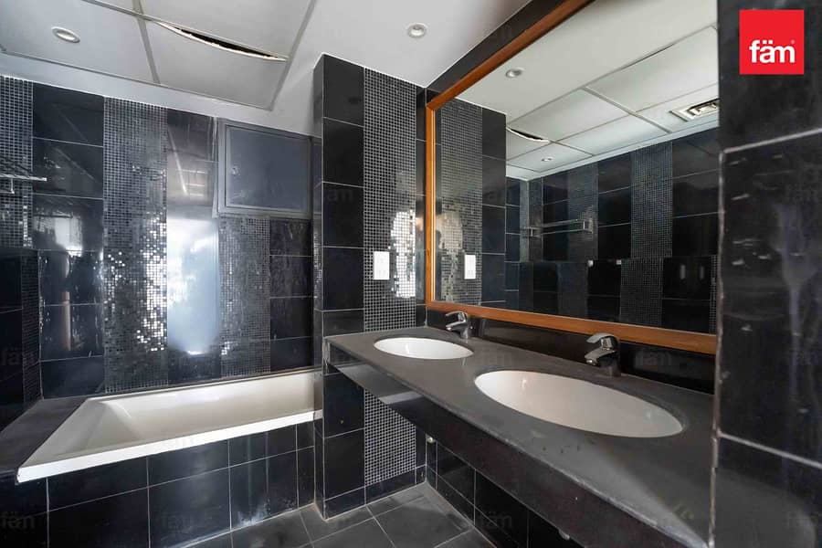 Penthouse | High Floor | Bright & Spacious Layout - Image 11