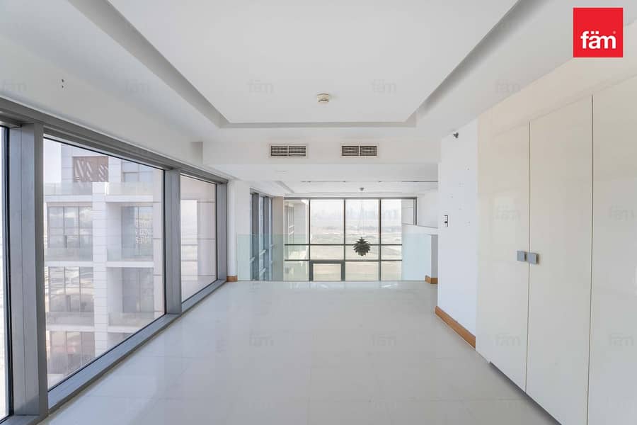 Penthouse | High Floor | Bright & Spacious Layout - Image 12