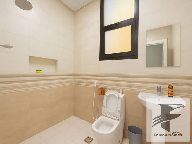 Spacious 3BR Villa with Garden | Single Floor - Image 11