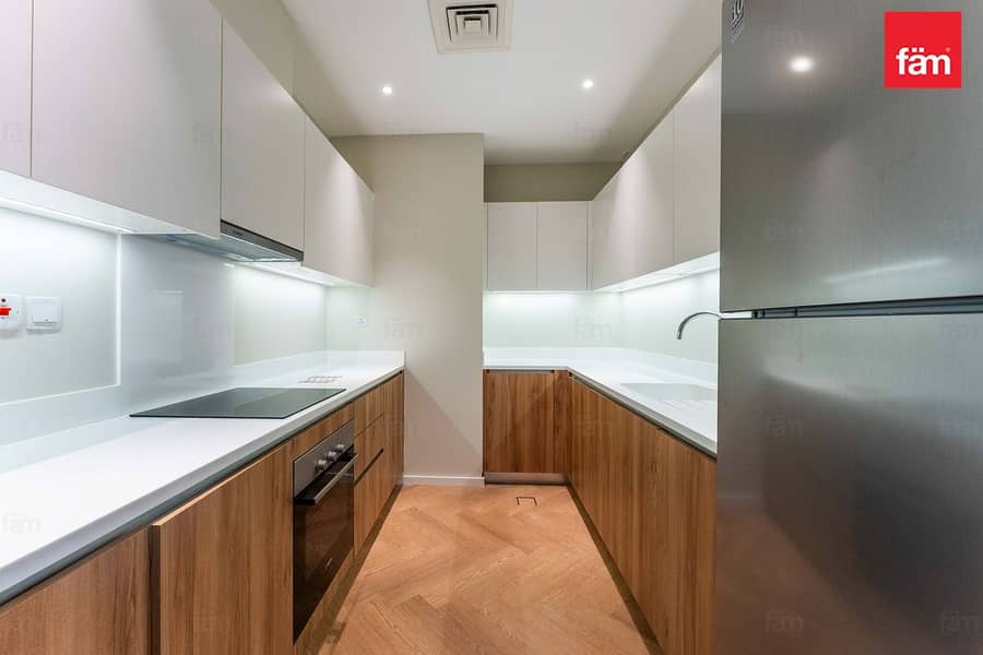 Renovated | Chiller Free | Huge 2 Beds - Image 6