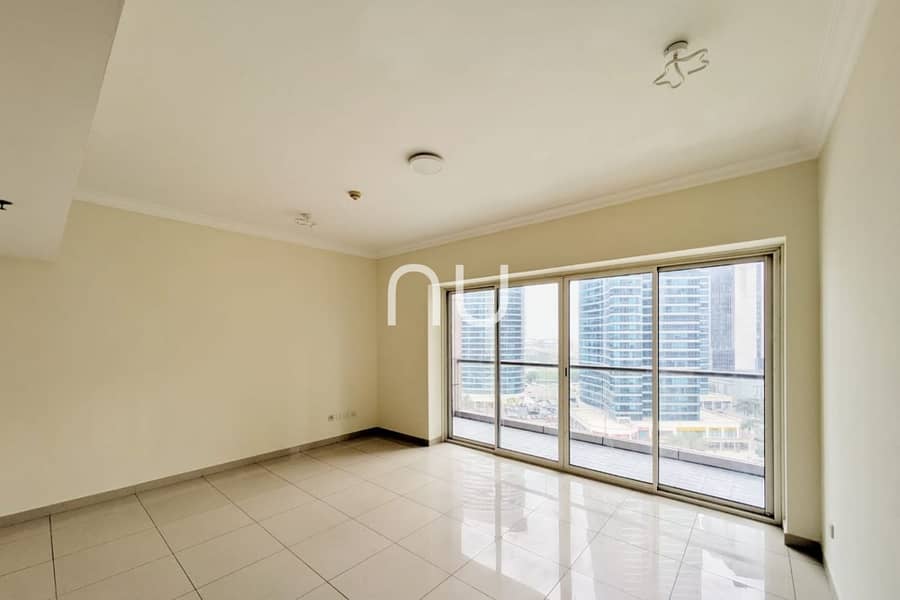 Lake View | Vacant Now | 2 chqs