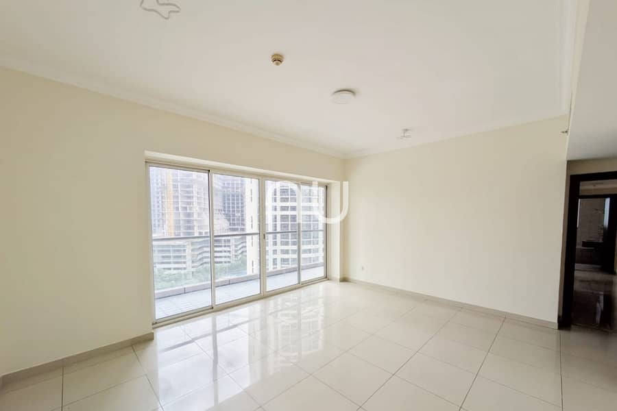 Lake View | Vacant Now | 2 chqs - Image 9