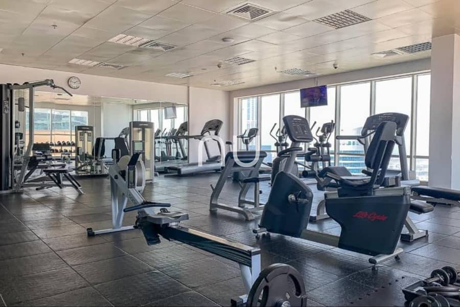 Lake View | Vacant Now | 2 chqs - Image 12