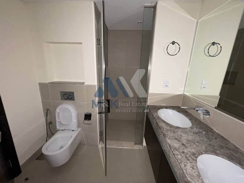 Downtown / Sea View | Best Layout | Exclusive - Image 18