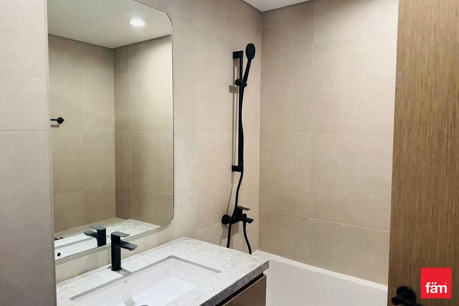 Single Row | Corner | Green Belt |Vacant - Image 34