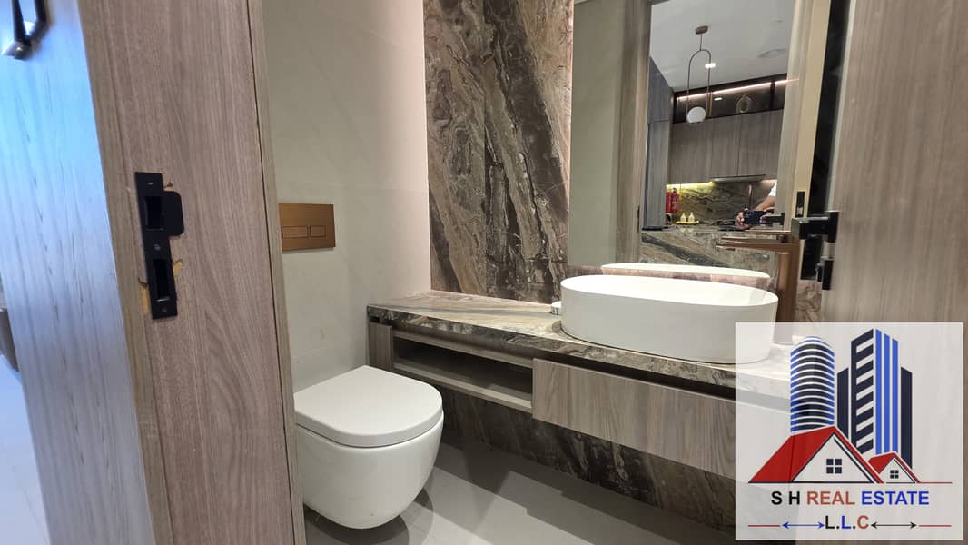 Investor Deal | 1BR in Coral by Vision | Jumeirah Garden City - Image 7