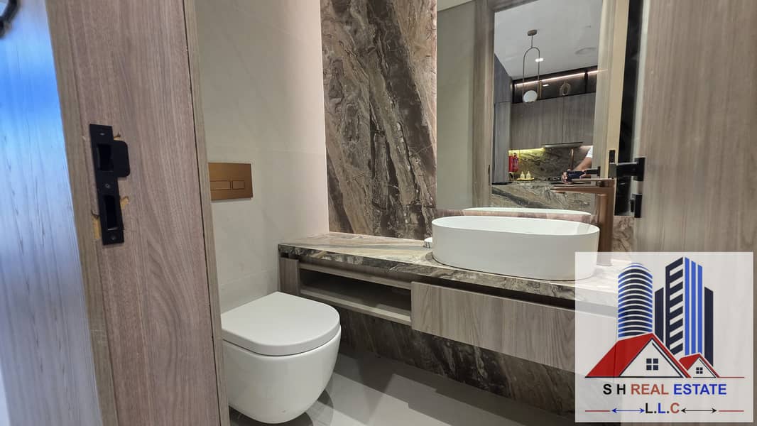 Investor Deal | 1BR in Coral by Vision | Jumeirah Garden City - Image 8