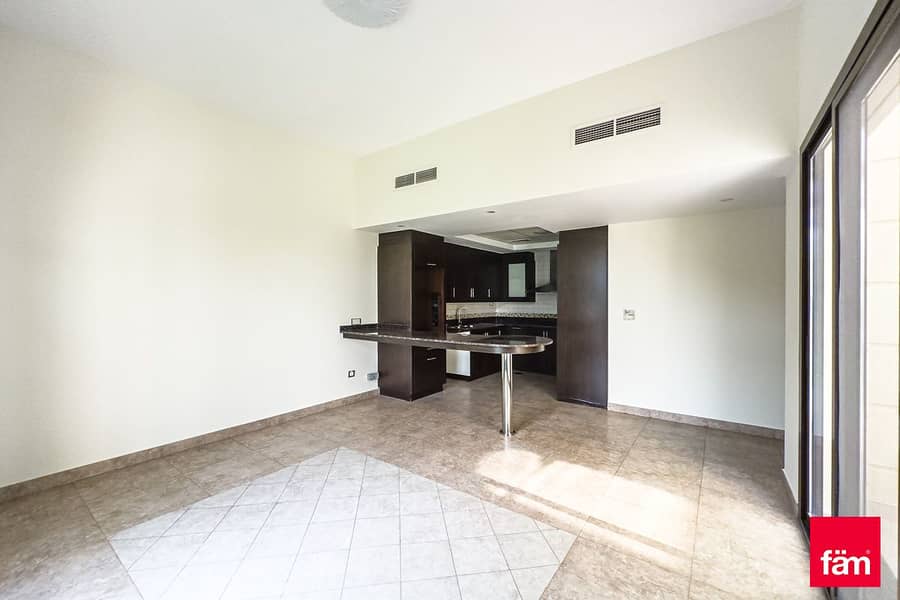 Corner 4 Bedrooms With Maid Room | Vacant - Image 13