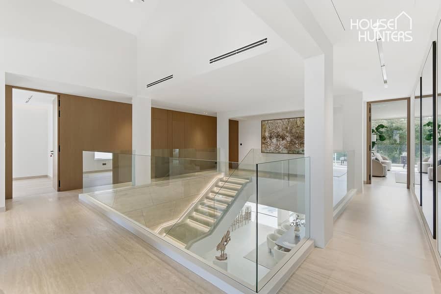 TURN KEY | ON THE GOLF COURSE | 6BEDROOM - Image 12