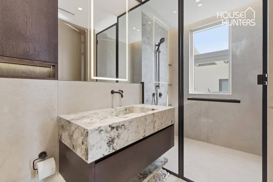 TURN KEY | ON THE GOLF COURSE | 6BEDROOM - Image 20