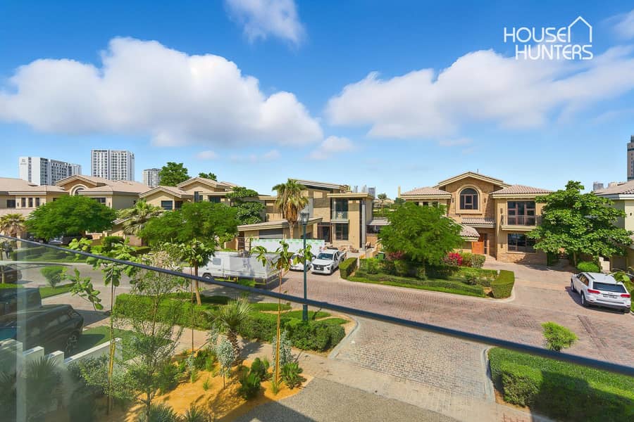 TURN KEY | ON THE GOLF COURSE | 6BEDROOM - Image 22