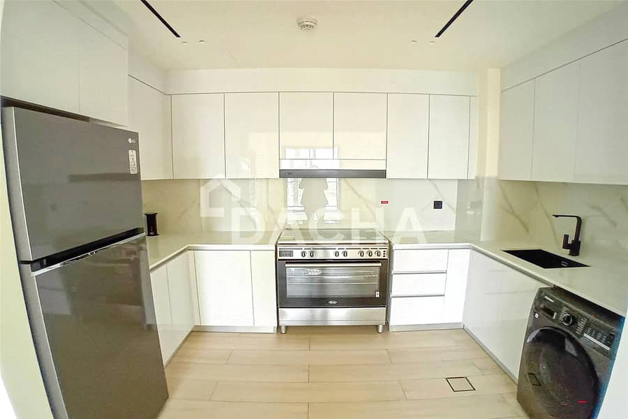 Vacant | Skyline Views | Stunning 3BHK