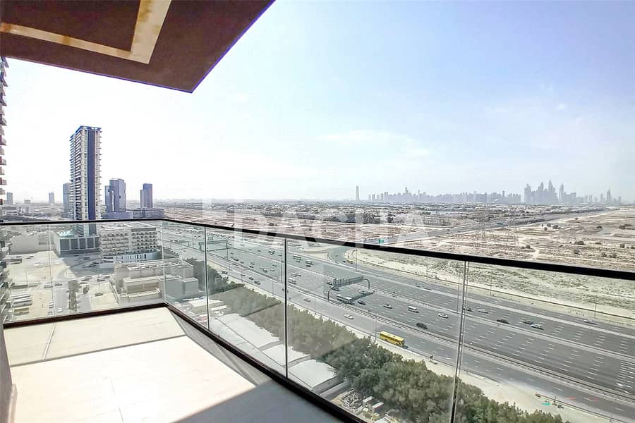 Vacant | Skyline Views | Stunning 3BHK - Image 10