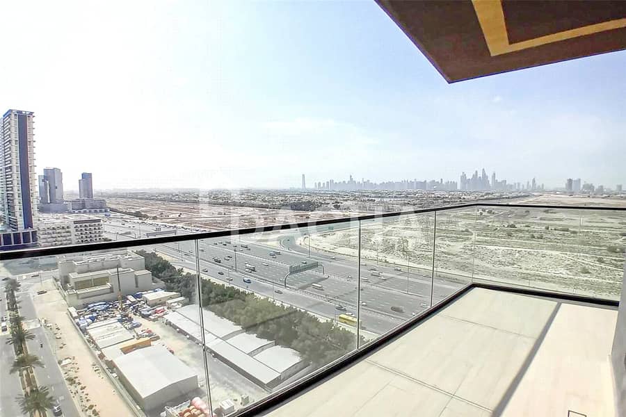 Vacant | Skyline Views | Stunning 3BHK - Image 11