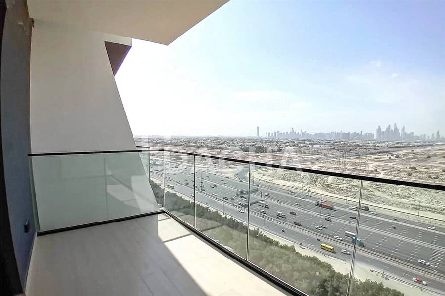 Vacant | Skyline Views | Stunning 3BHK - Image 12