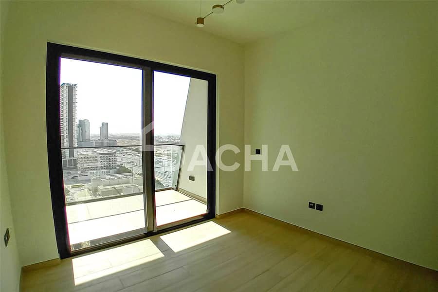 Vacant | Skyline Views | Stunning 3BHK - Image 8