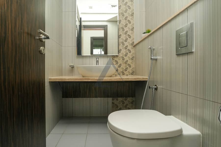 Golf View | Fully Furnished | High Floor - Image 14