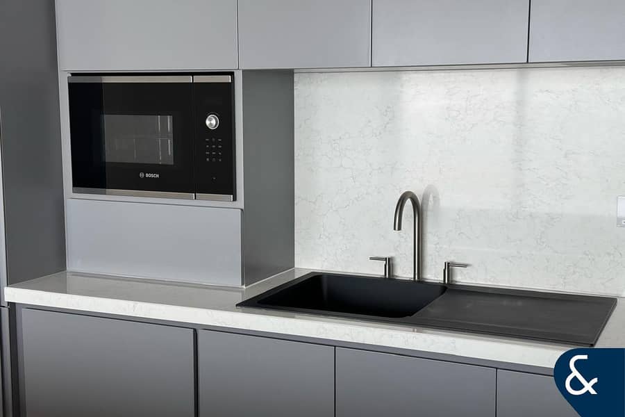 High Floor | Luxury unit | unfurnished - Image 9