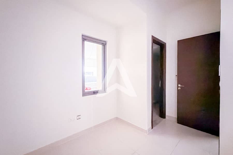 VACANT | TYPE A | MAIDS ROOM | NEAR PARK AND POOL - Image 8