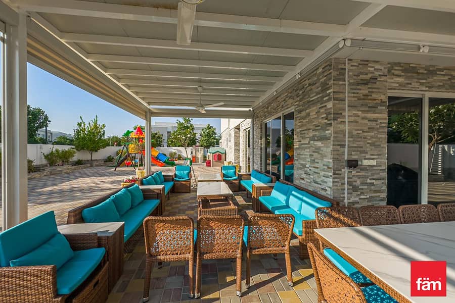 Huge Plot | Prime Location L 6 Bed+ Driver + Maid - Image 11