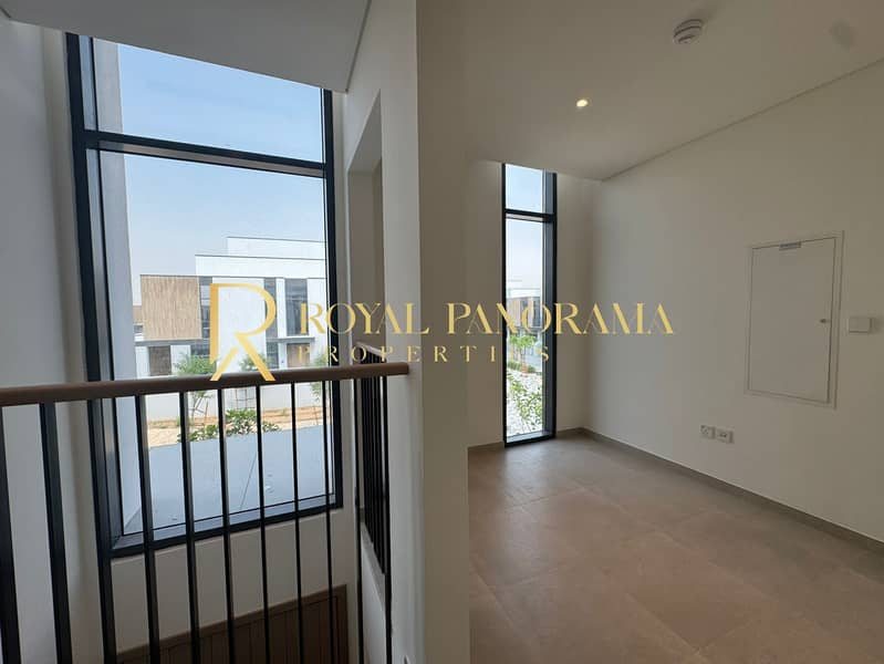 Vacant | Corner Villa | Prime Location