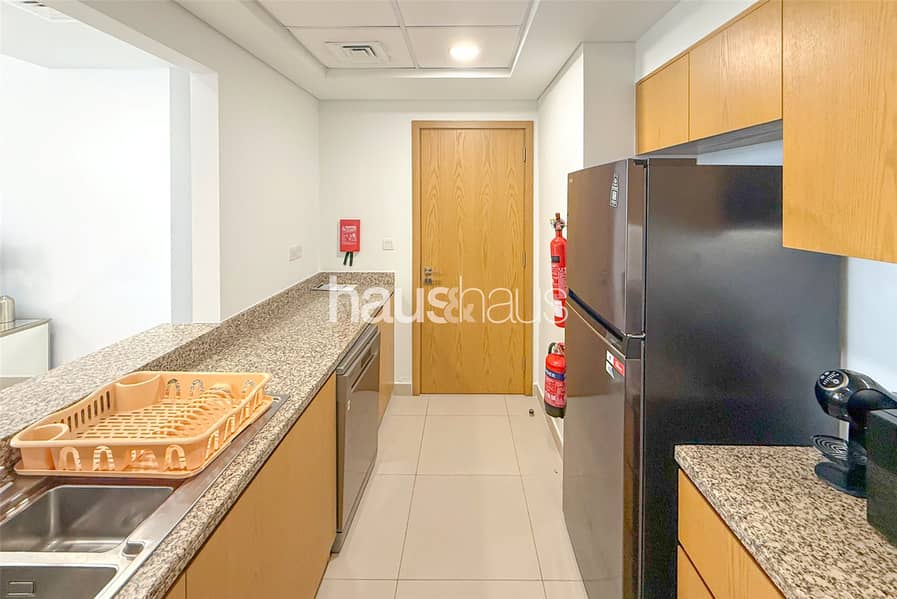 Spacious | Maids Room | Burj and Old Town View - Image 6