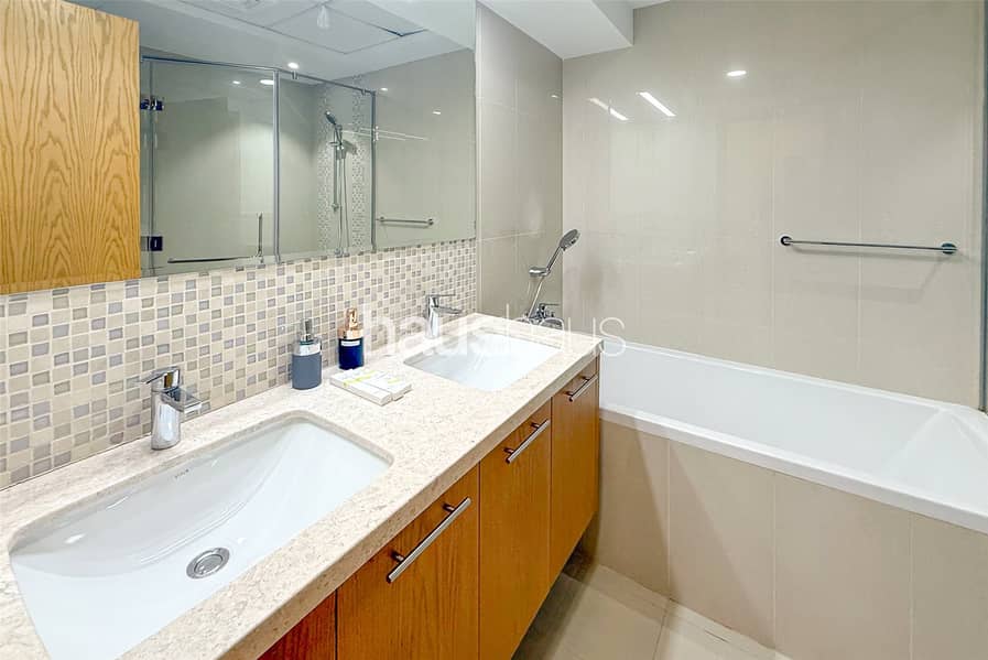 Spacious | Maids Room | Burj and Old Town View - Image 18