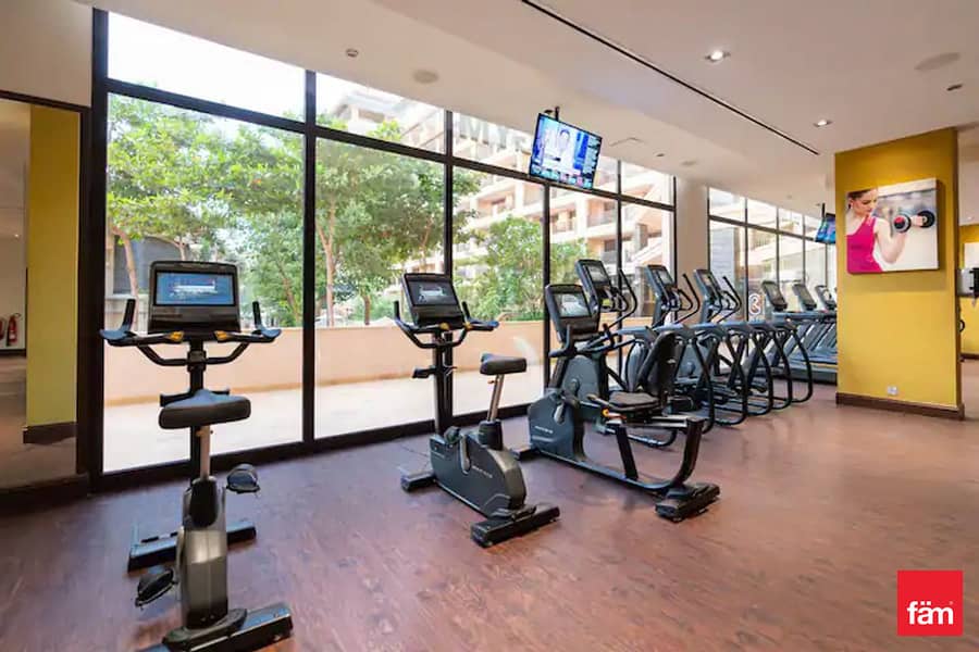 Resort Living | Full Sea View | Vacant | Furnished - Image 9