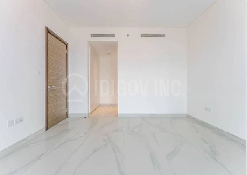 Largest 3BR layout | Top floor | Elegant Apartment