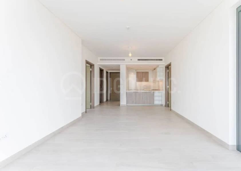 Largest 3BR layout | Top floor | Elegant Apartment - Image 8