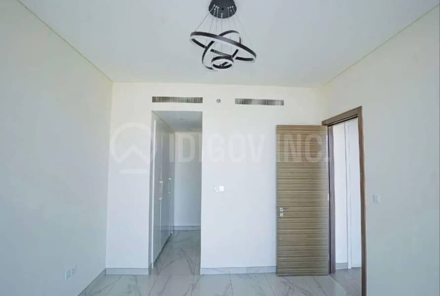 Largest 3BR layout | Top floor | Elegant Apartment - Image 9