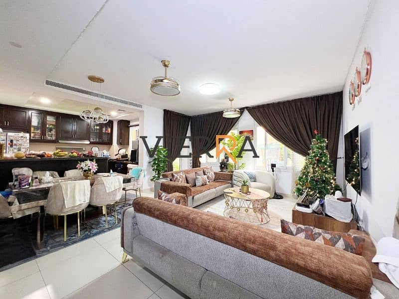 Elegant 3 br | Vacant on Transfer | Prime location