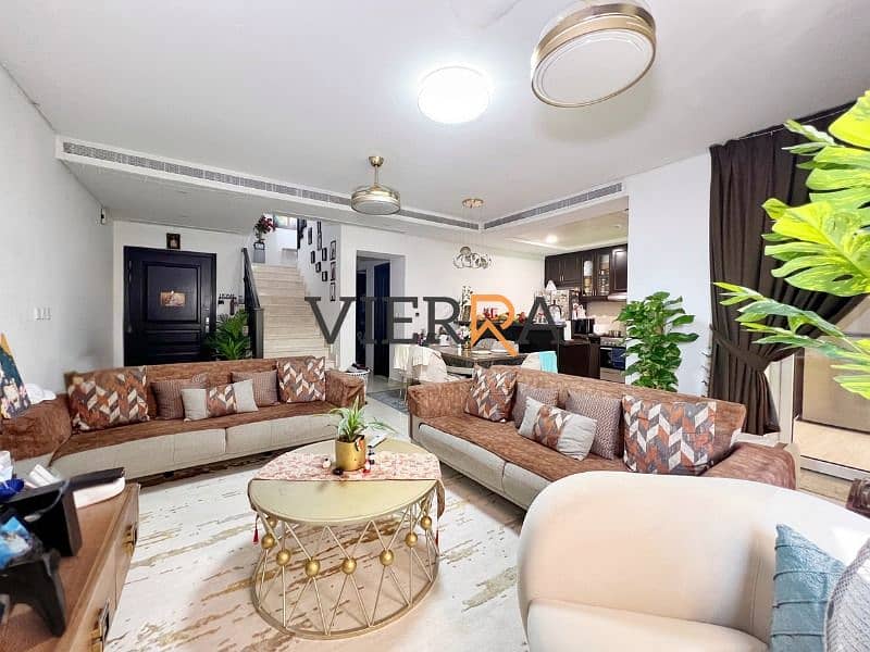 Elegant 3 br | Vacant on Transfer | Prime location