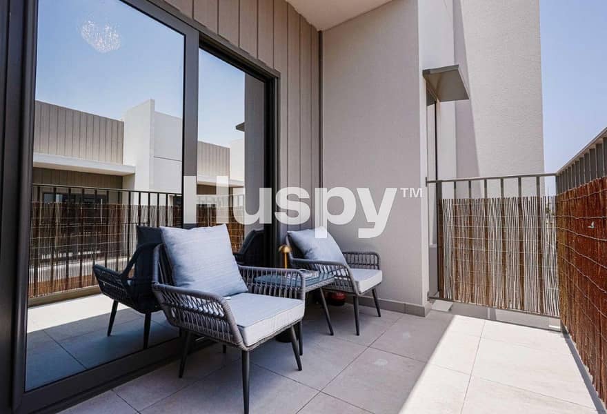 Single Row | Furnished | Upgraded - Image 7