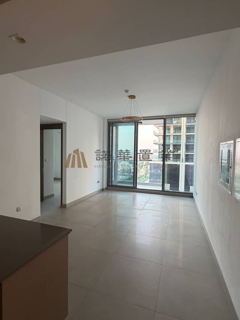 Comfortable 2BR Apartment | Pool & Gym | JVC Living